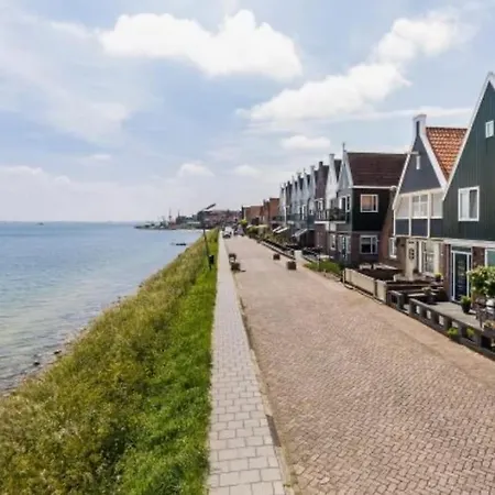 Lakeside Retreat - 20 Min From Amsterdam Appartement Volendam