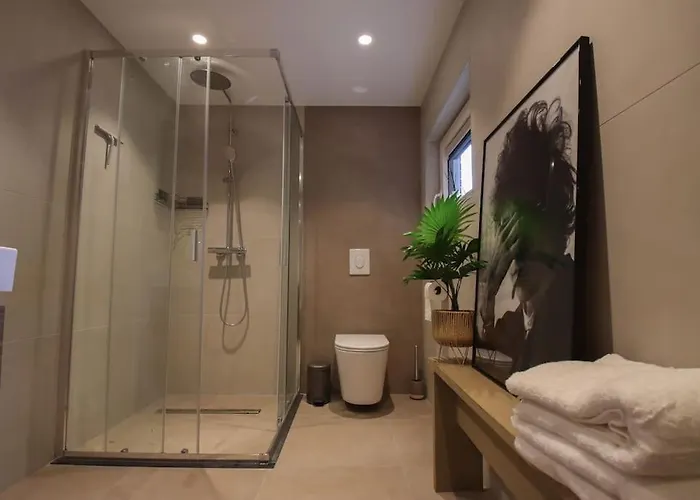 Lakeside Retreat - 20 Min From Amsterdam شقة *