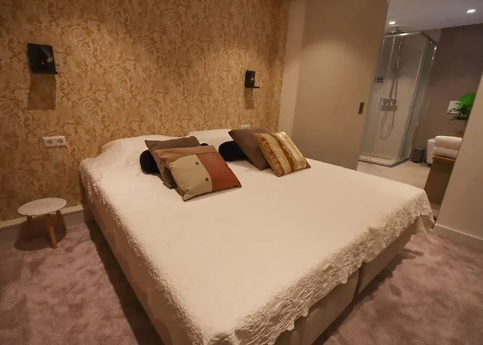 Lakeside Retreat - 20 Min From Amsterdam شقة